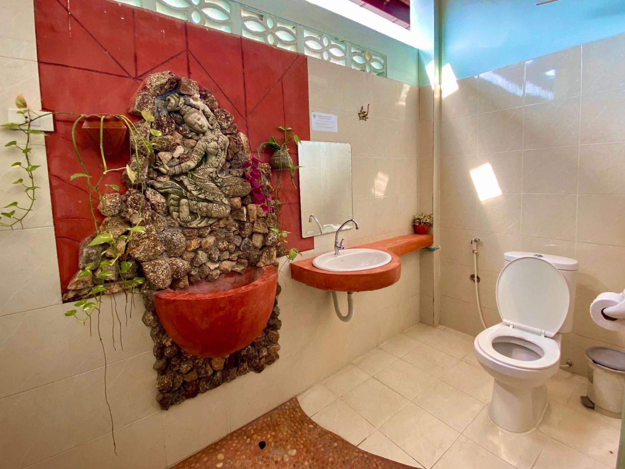 Shanti Lodge Phuket Chalong Zewnętrze zdjęcie